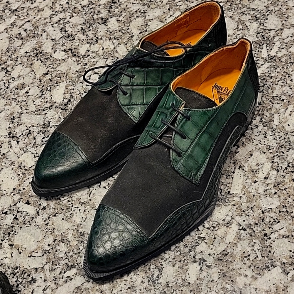 Fluevog Men's Size 7 Lace up dress shoe